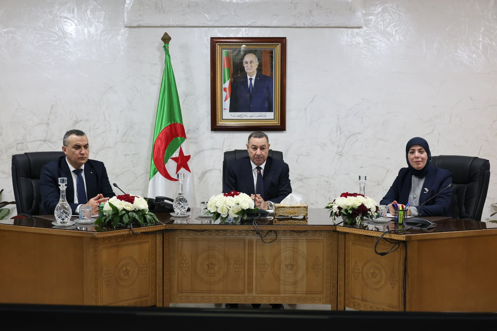 سعيود يترأس اجتماعًا لدراسة مشروع النظام المعلوماتي لمتابعة تموين السوق وضمان السير الحسن للخدمة العمومية