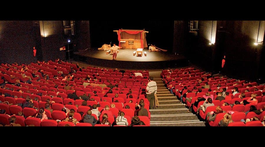 المهرجان الوطني لمسرح الطفل بقسنطينة