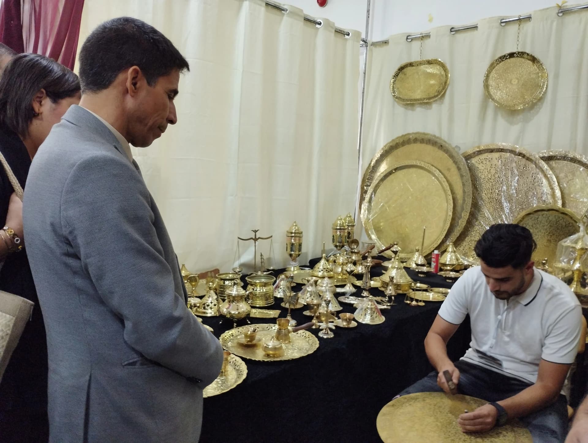 44 مشاركا في المهرجان الثقافي الوطني للفنون والإبداع