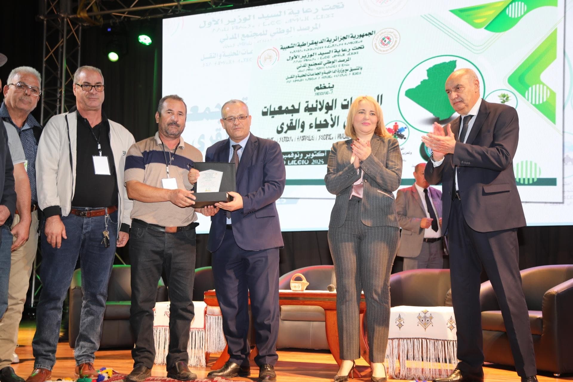 إنطلاق الجلسات الولائية للجان الأحياء والقرى