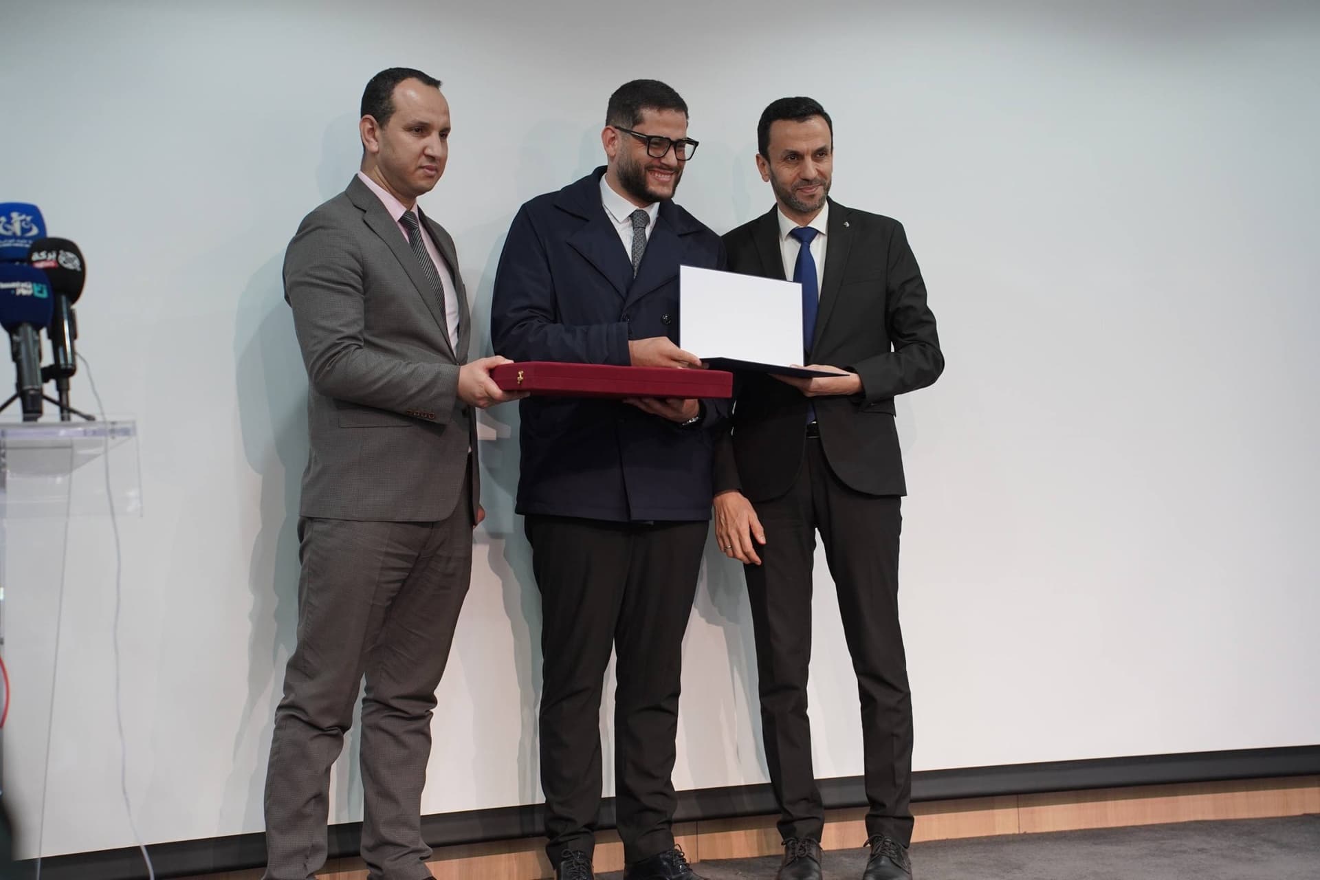 مؤسسات ناشئة: تسليم الجوائز لأفضل خمس حاضنات على المستوى الوطني 