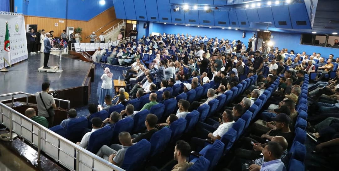 اعتماد الأقطاب الصناعية المتخصصة لتعزيز التنمية الاقتصادية