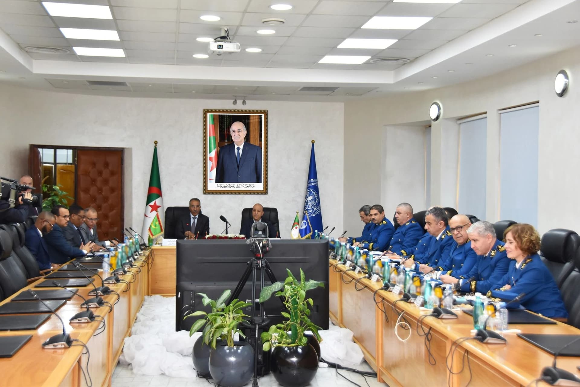 المدير العام للأمن الوطني يستقبل وفدا شرطيا رفيع المستوى من جمهورية موريتانيا 