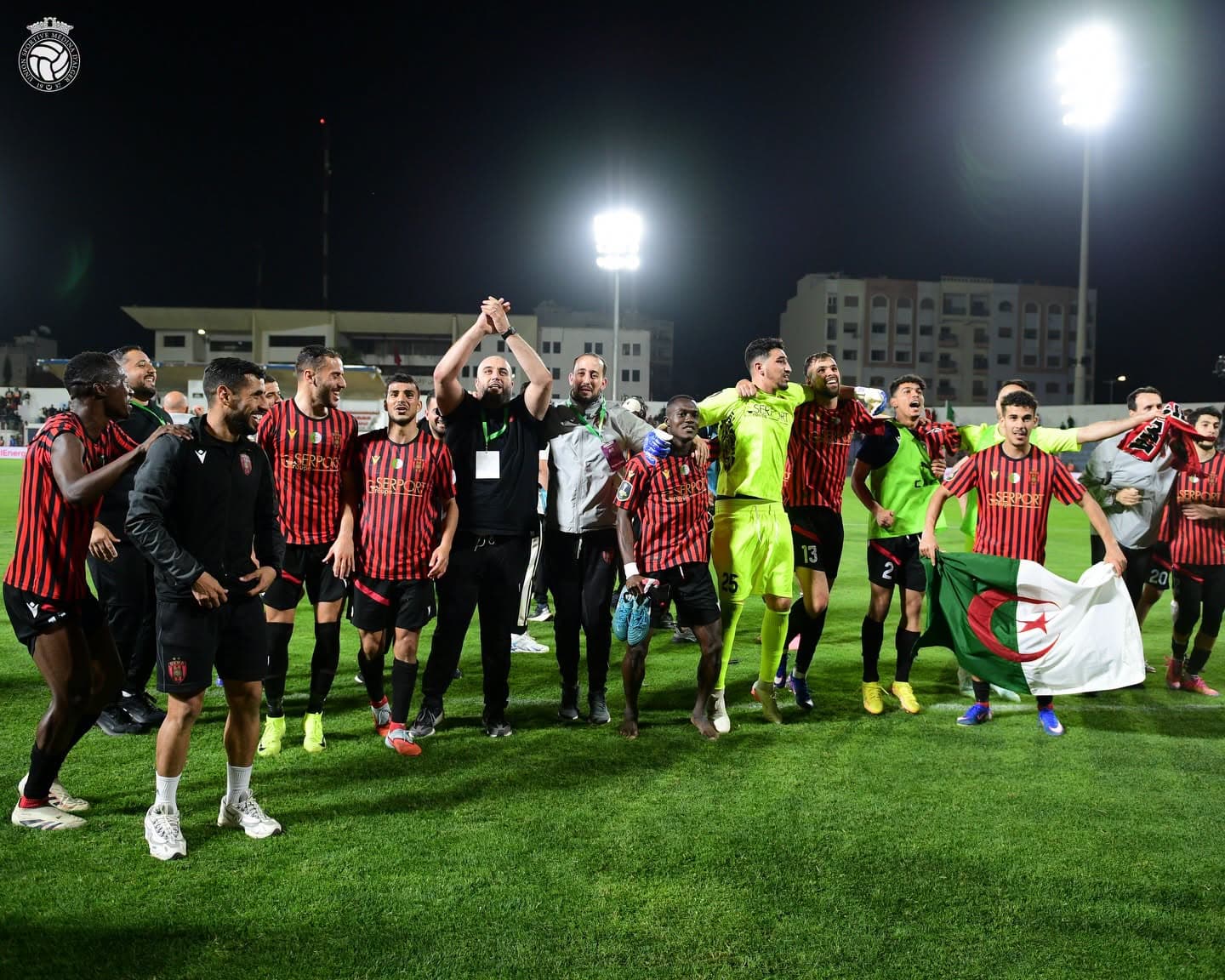 اتحاد الجزائر ينتزع تأشيرة النهائي رغم كل المضايقات