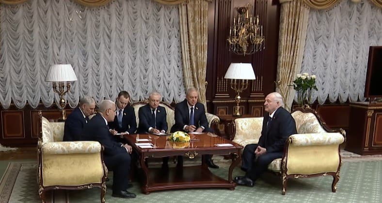 السيد بوغالي يستقبل بالعاصمة مينسك من قبل رئيس جمهورية بيلاروس 