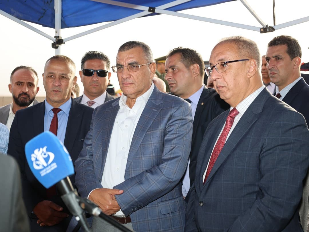 السيد جلاوي يعاين مشروع ازدواجية الطريق الوطني رقم 120