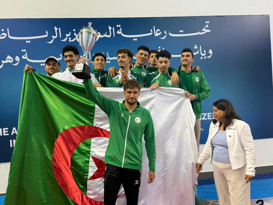 مشاركة إيجابية للسباحين الجزائريين