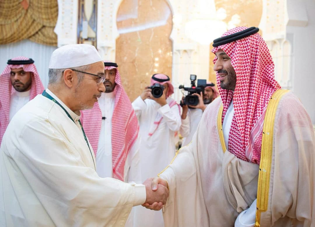 رئيس المجلس الإسلامي الأعلى يشارك بمشعر منى في الاستقبال السنوي لولي العهد السعودي