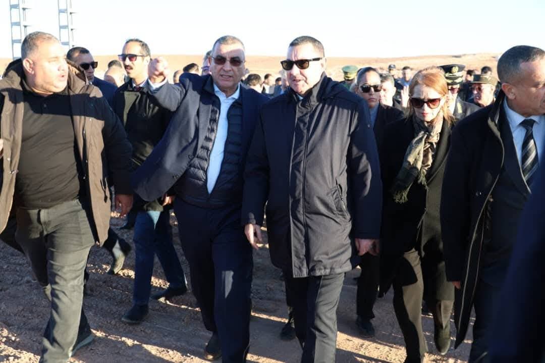 استغلال منجم غارا جبيلات: وفد وزاري في زيارة إلى بشار للوقوف على التحضيرات الخاصة بالحدث 