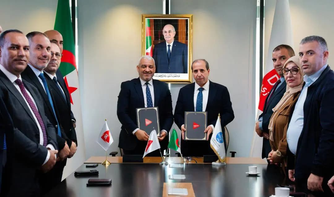 الجزائرية للمياه توقع عقدا مع جازي لعصرنة مركز اتصالها