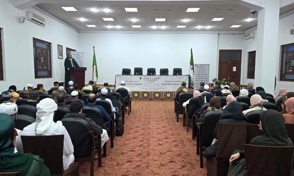 اختتام الدورة التأهيلية التاسعة للمرشحين للمسابقات الدولية لحفظ القرآن الكريم
