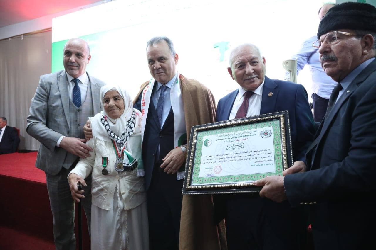 تاشريفت يؤكد أن الوعي التاريخي المتجدد لأمجاد ومكاسب الماضي سيظل رصيد الأمة من القيم الخالدة ومرجعيتها الناصعة