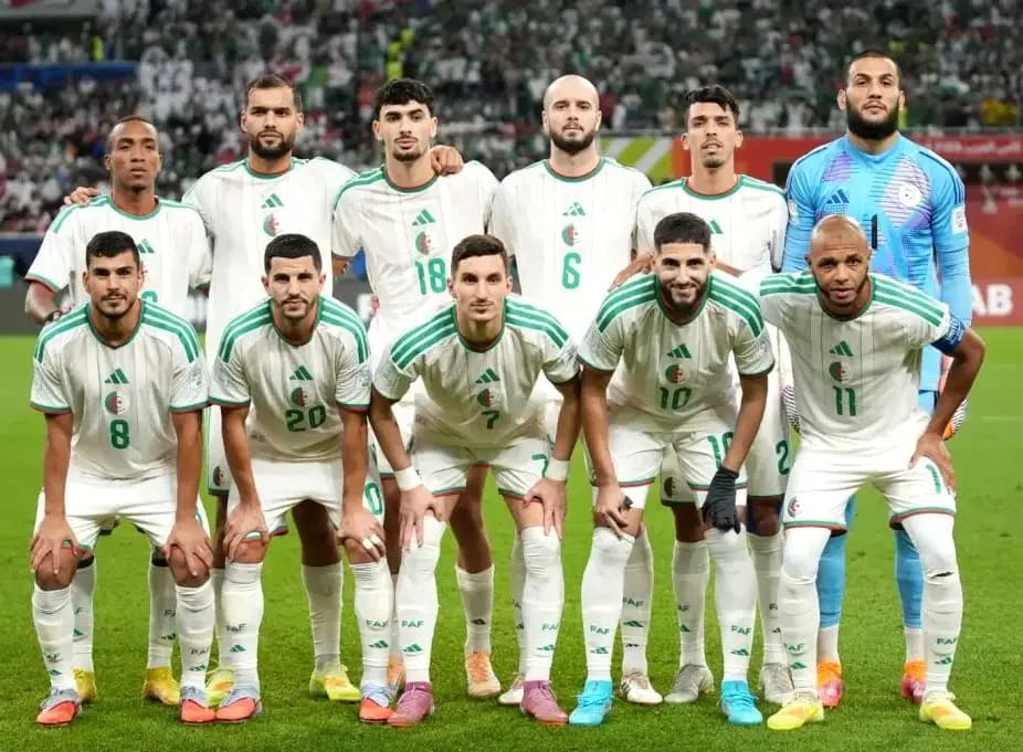 ''الخضر'' من أجل بلوغ المربع الذهبي
