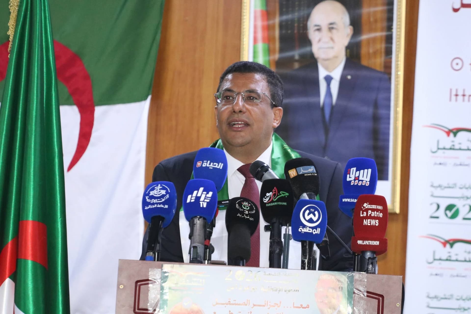 بوطبيق يدعو الجالية الجزائرية بالخارج من بومرداس إلى المشاركة بقوة في الإقتراع