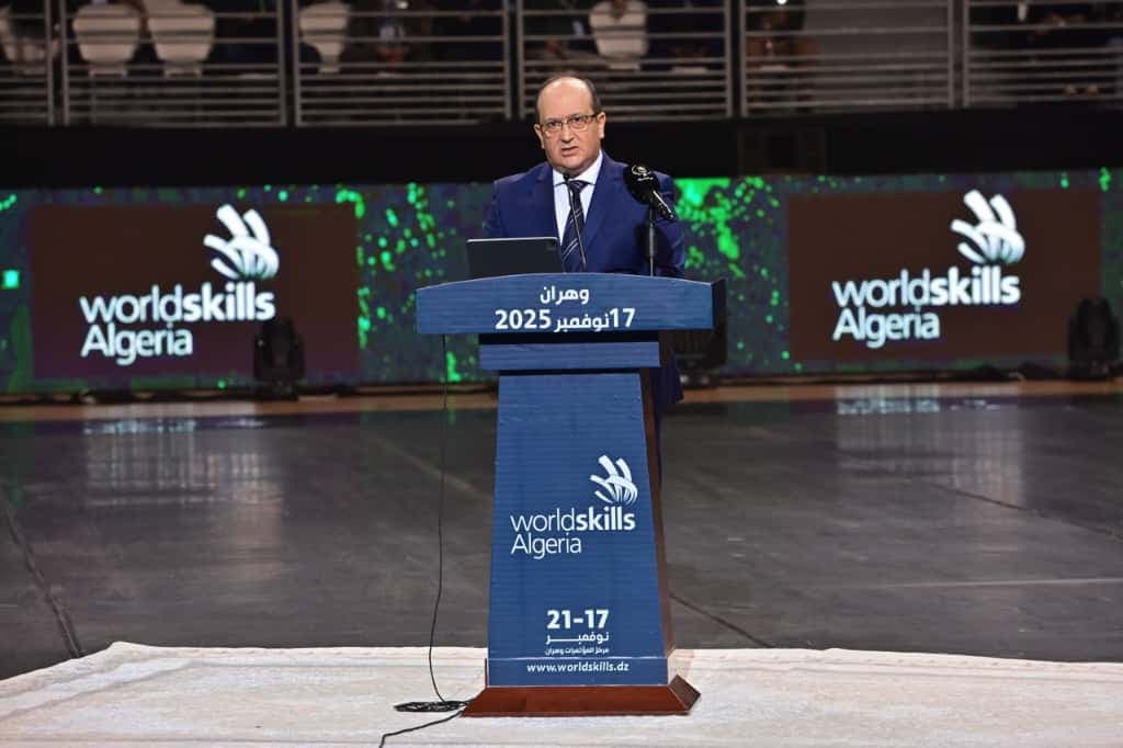 الوزير الأول يشرف على افتتاح الطبعة الأولى لأولمبياد المهن 2025 بوهران 