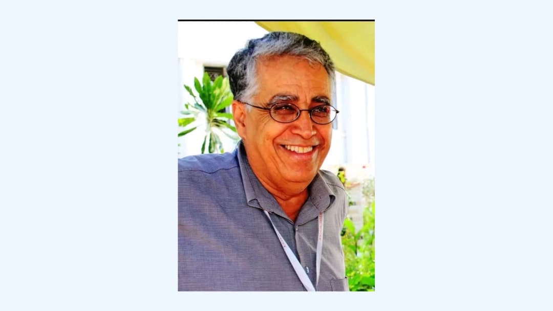 وفاة الصحفي والكاتب المسرحي سيد أحمد سهلة بوهران عن عمر ناهز 74 سنة