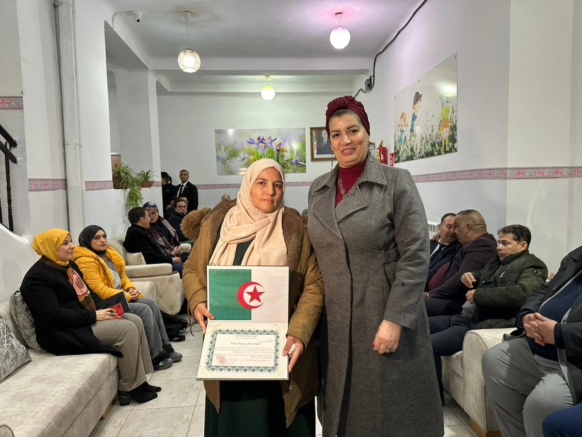 قرابة 1000 عائلة استفادت من برنامج الأسرة المنتجة عبر الوطن