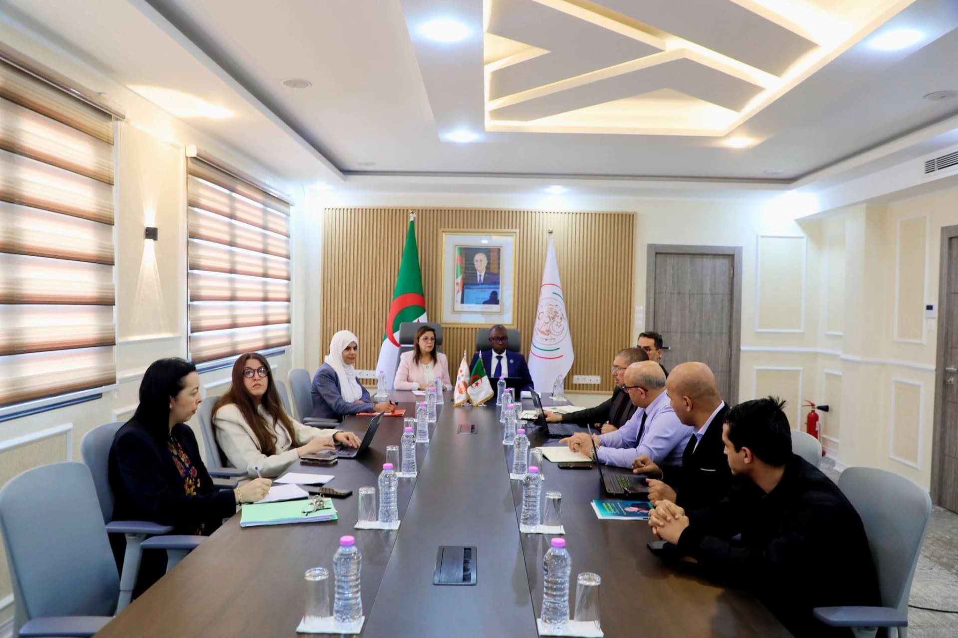 حيداوي يستقبل ممثلة صندوق الأمم المتحدة للسكان بالجزائر