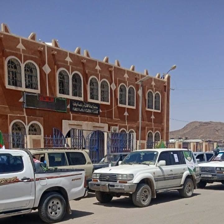 انطلاق قوافل مكاتب متنقلة نحو المناطق النائية بولايتي إيليزي وتمنراست