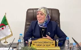 السيدة بن مولود تستقبل الممثلة المقيمة لبرنامج الأمم المتحدة الإنمائي في الجزائر
