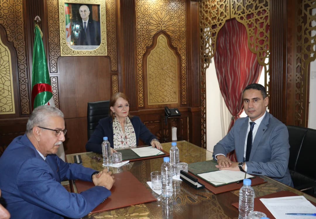 
تنصيب الرئيس الجديد لديوان وزارة السياحة والصناعة التقليدية    
