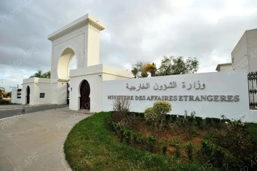 تنصيب خلية أزمة بوزارة الشؤون الخارجية لمتابعة أوضاع الجالية الجزائرية