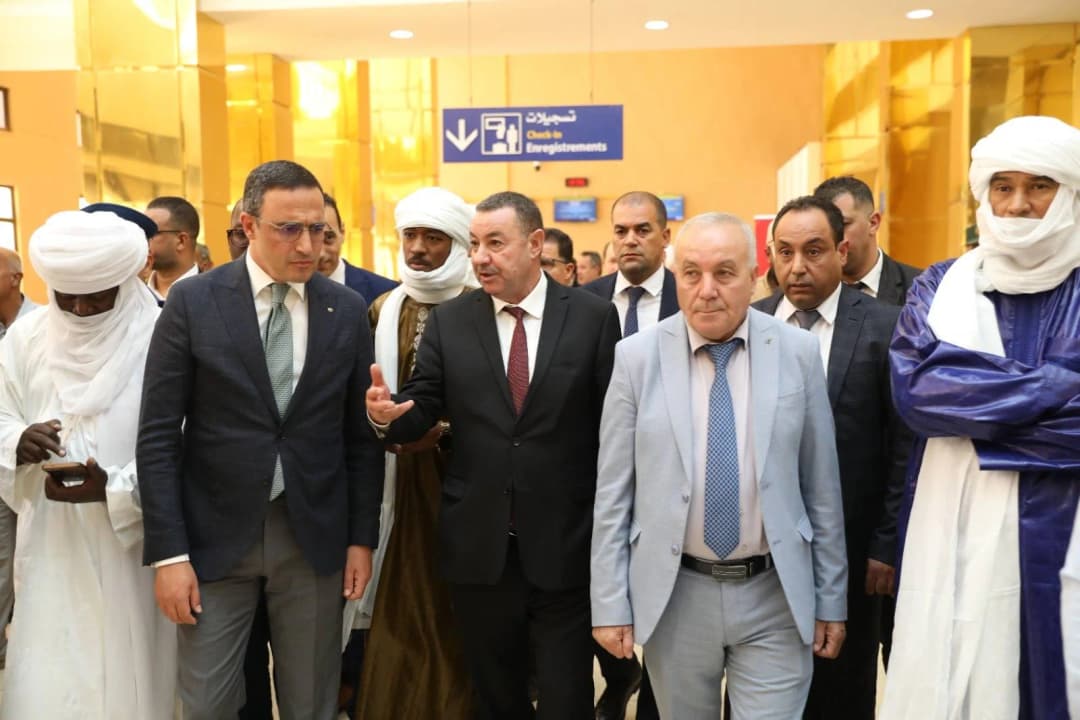 كشف وزير النقل, السعيد سعيود, أن مصالحه تعمل على استبدال 5400 حافلة يفوق عمرها 30 سنة خلال ال6 أشهر المقبلة