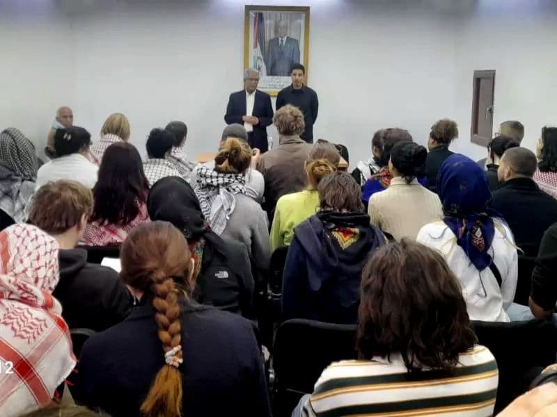 وفد شبابي من ألمانيا وسويسرا يزور مخيمات اللاجئين الصحراويين