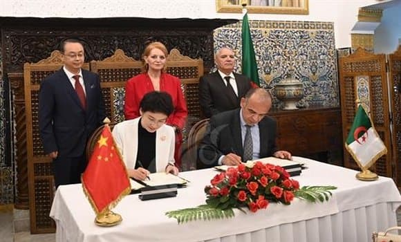 الجزائر- الصين : التوقيع على اتفاق إطار للتعاون في مجال التطوير والترويج الرقمي للمنتجات والخدمات السياحية والفندقية