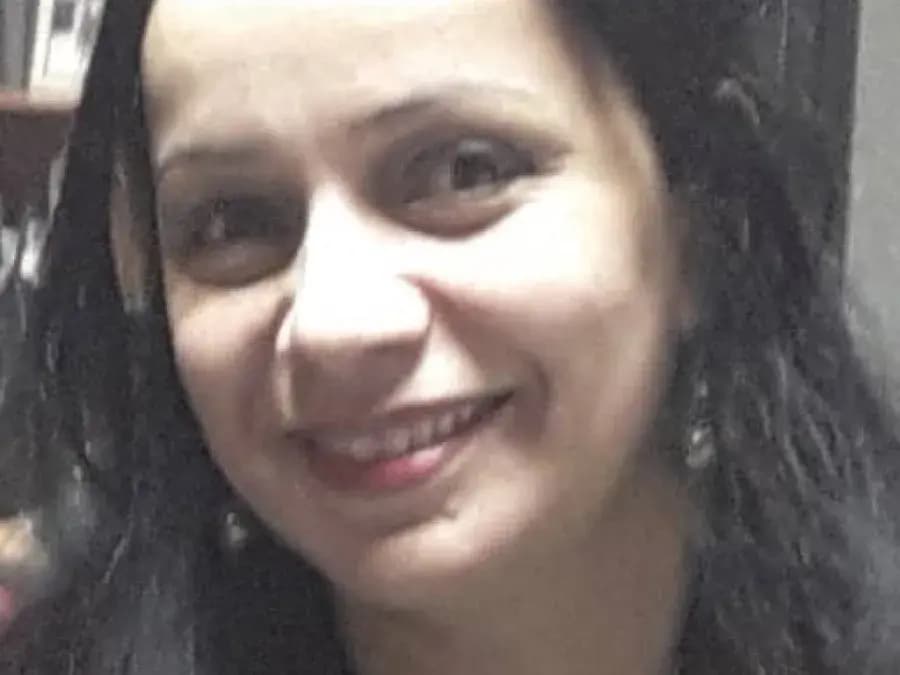 الصحفية بالتلفزيون الجزائري, نخلة العربي