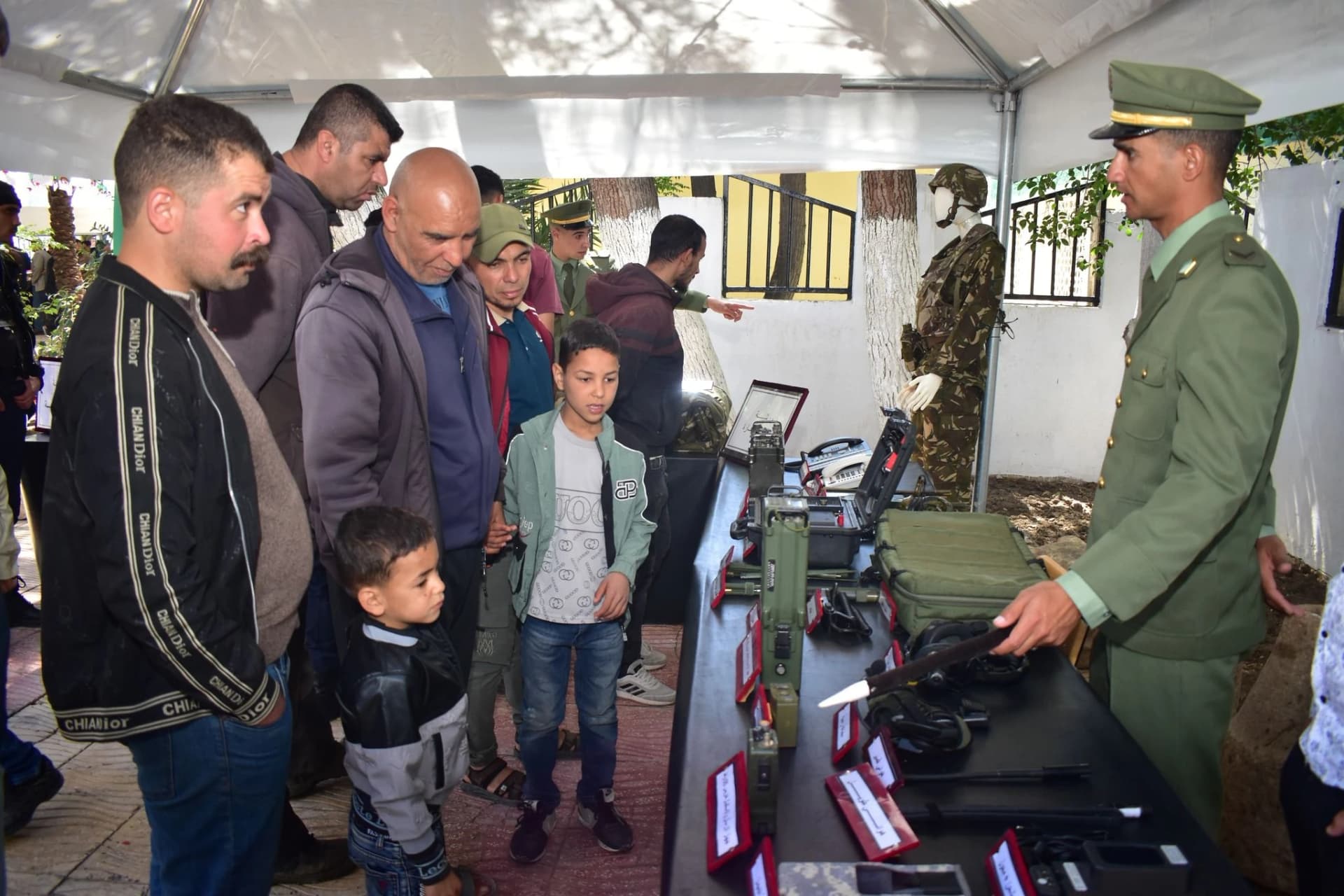 انطلاق أيام إعلامية حول المركز الأول للتدريب للفرقة الأولى المدرعة 