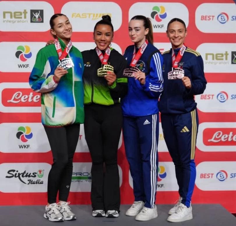  الجزائرية سيليا ويكان تحرز الميدالية الفضية