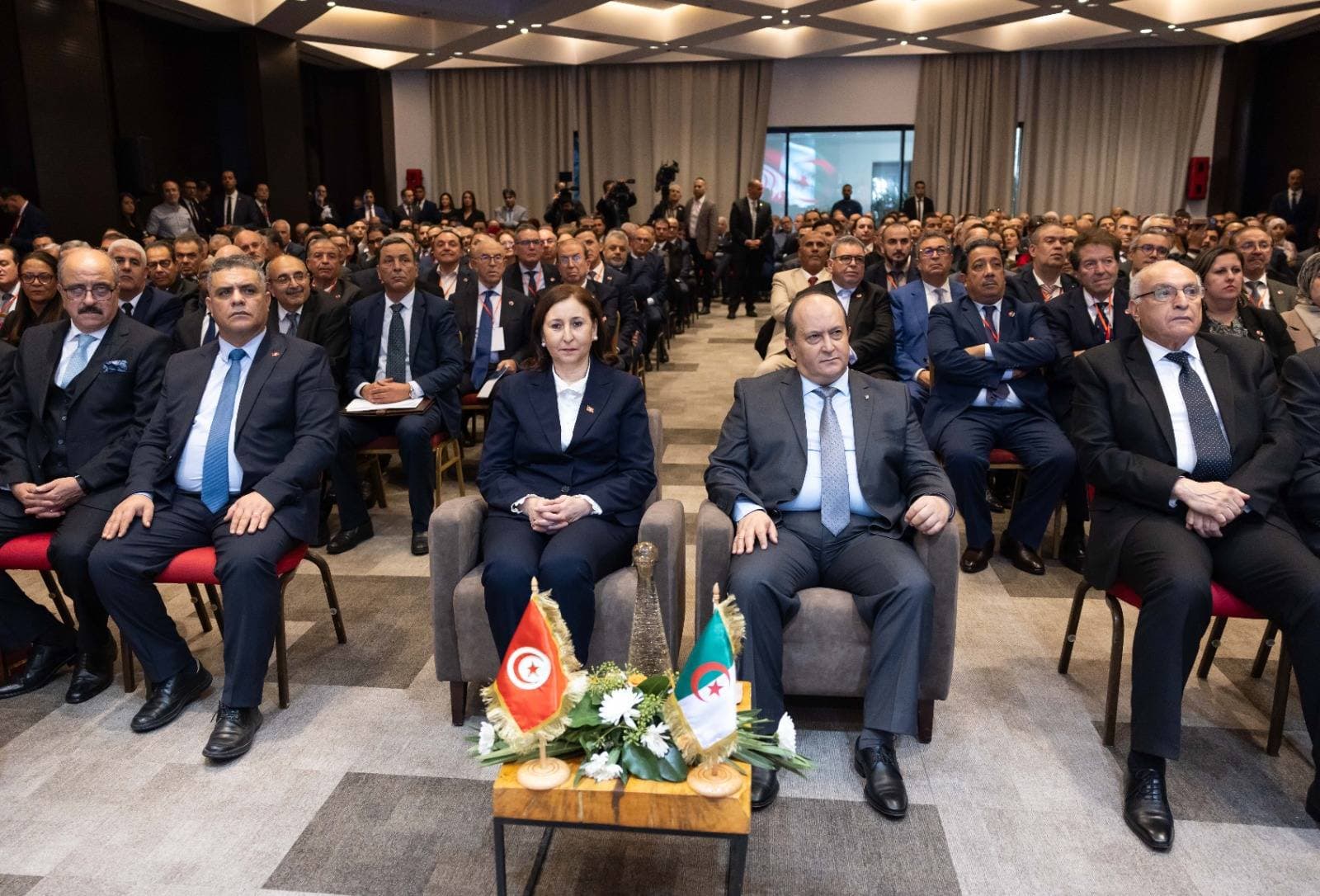 انعقاد الدورة ال23 للجنة المشتركة الكبرى الجزائرية-التونسية للتعاون يوم الجمعة بتونس
