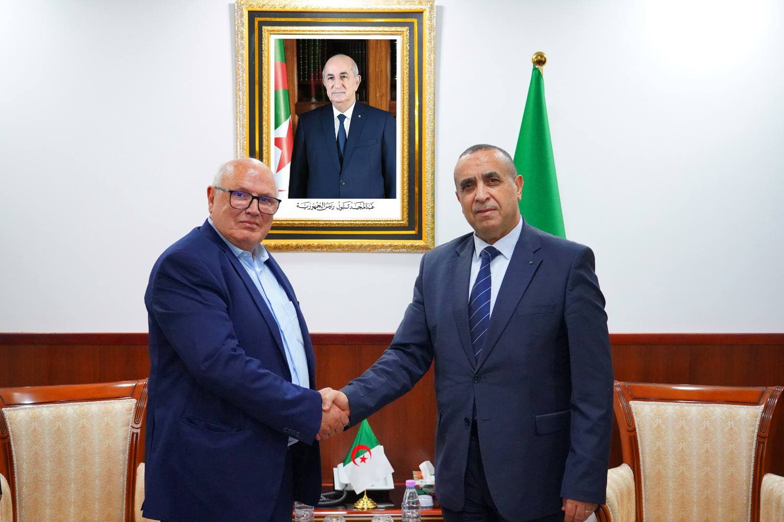 عجال يستقبل وفدا من شركة "في.تي.بي" لتصنيع العوازل الزجاجية