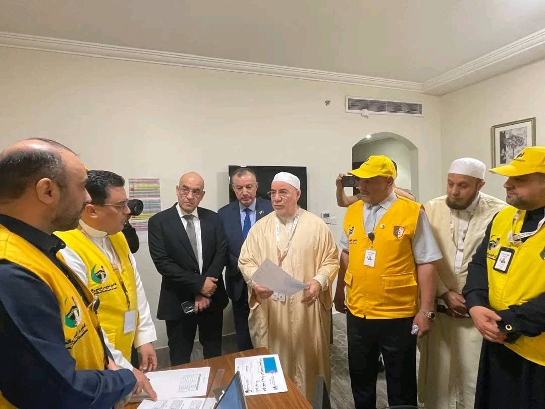 السيد بلمهدي يتفقد مركز المدينة المنورة لمكتب شؤون حجاج الجزائر