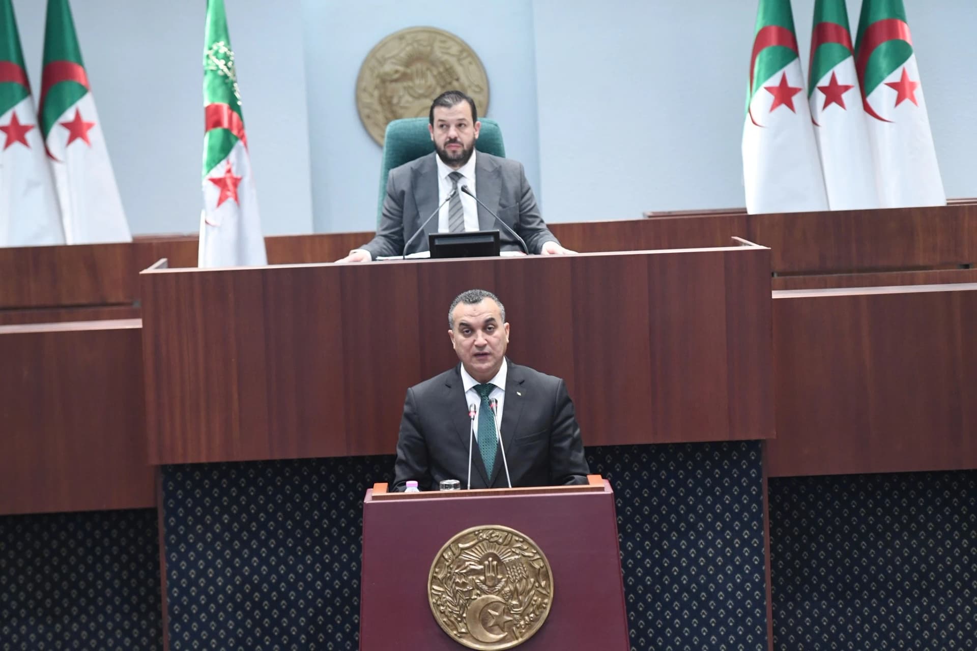  عرض مشروع القانون المحدد للقواعد العامة المتعلقة بخدمات الثقة للمعاملات الالكترونية