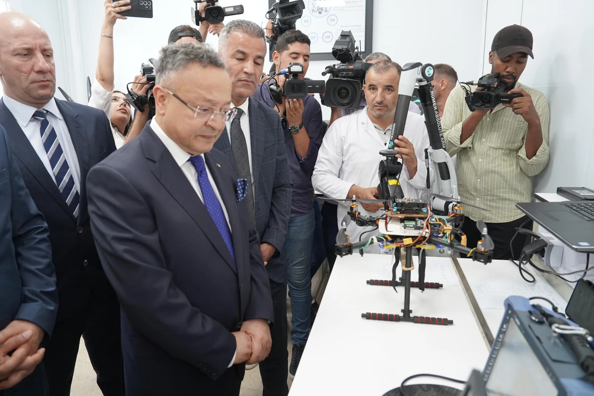 تدشين أول مركز مدني للتدريب وصناعة الطائرات المسيرة