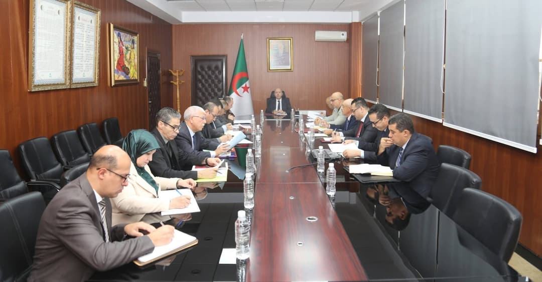 السيد سايحي يشدد على مواصلة الجهود الرامية إلى الارتقاء بالخدمة العمومية