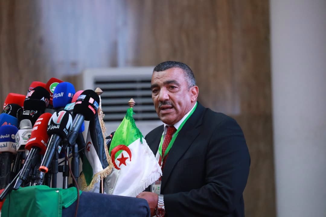  رئيس مجلس الأمة يجدد دعم الجزائر لحق الشعب الصحراوي في تقرير المصير