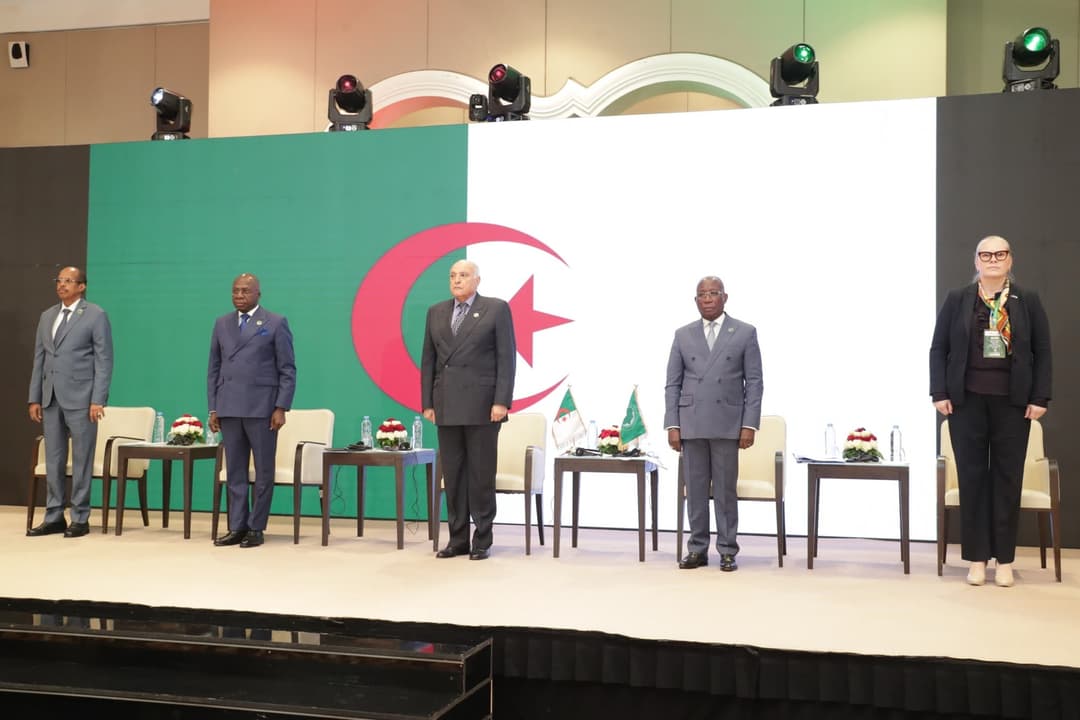 إشادة بمساهمة "مسار وهران" في إيجاد رؤية مشتركة للتعامل مع مشاكل القارة