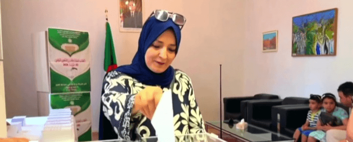 الجالية الوطنية بألمانيا تواصل عملية التصويت