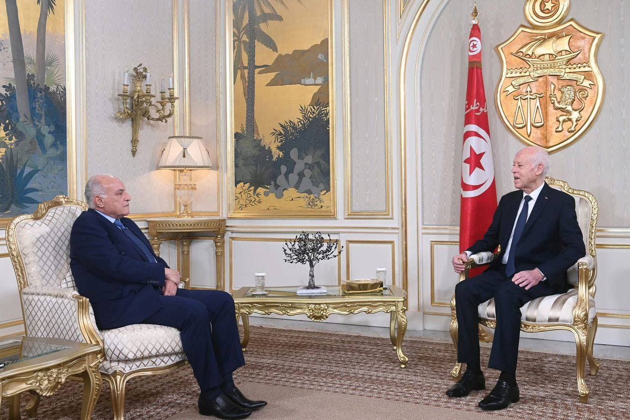 السيد عطاف يستقبل بتونس من قبل الرئيس التونسي  