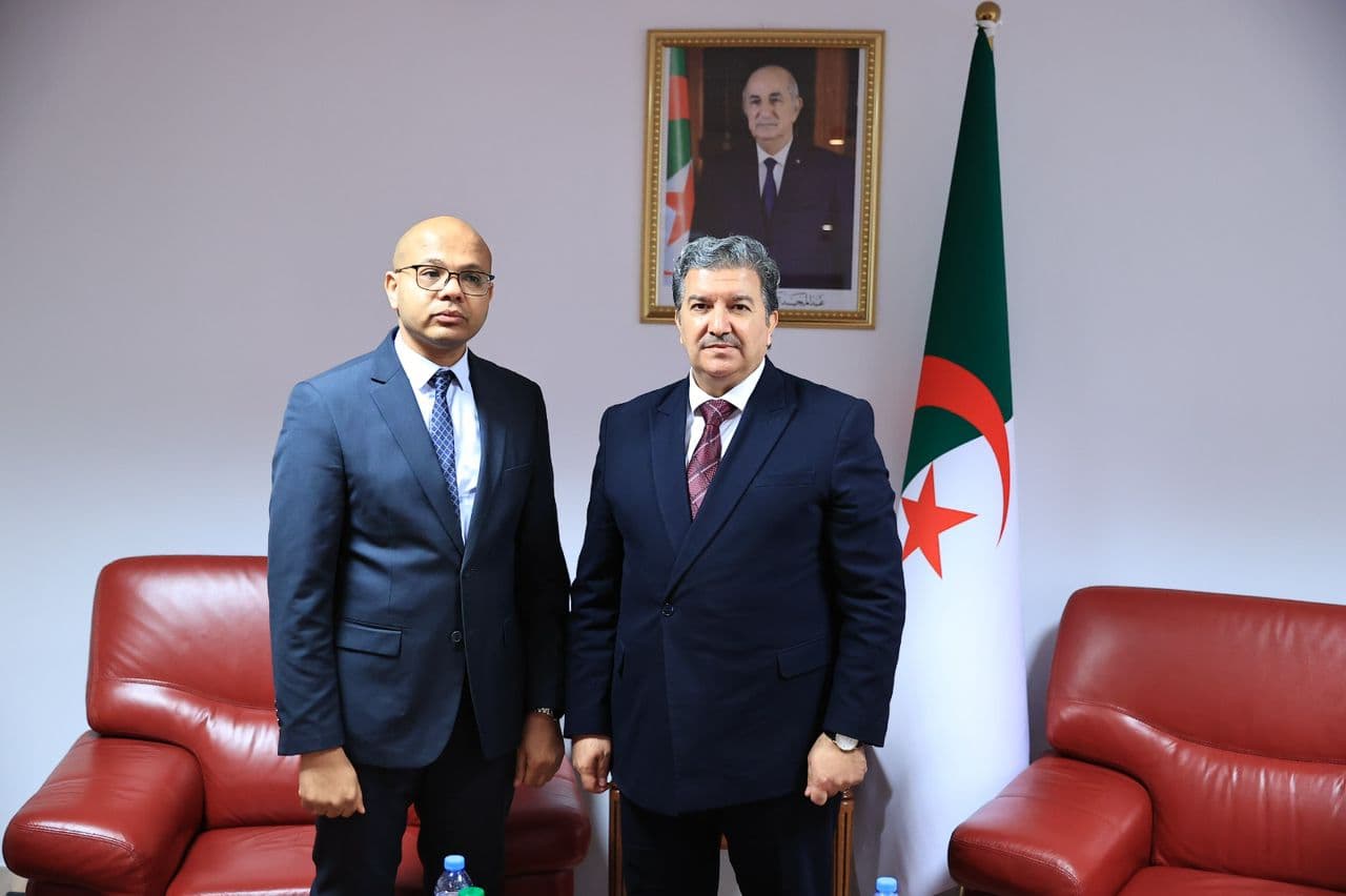 وزير الاتصال يستقبل عددا من مديري المدارس الوطنية والكليات ذات الصلة بمجال الإعلام والاتصال