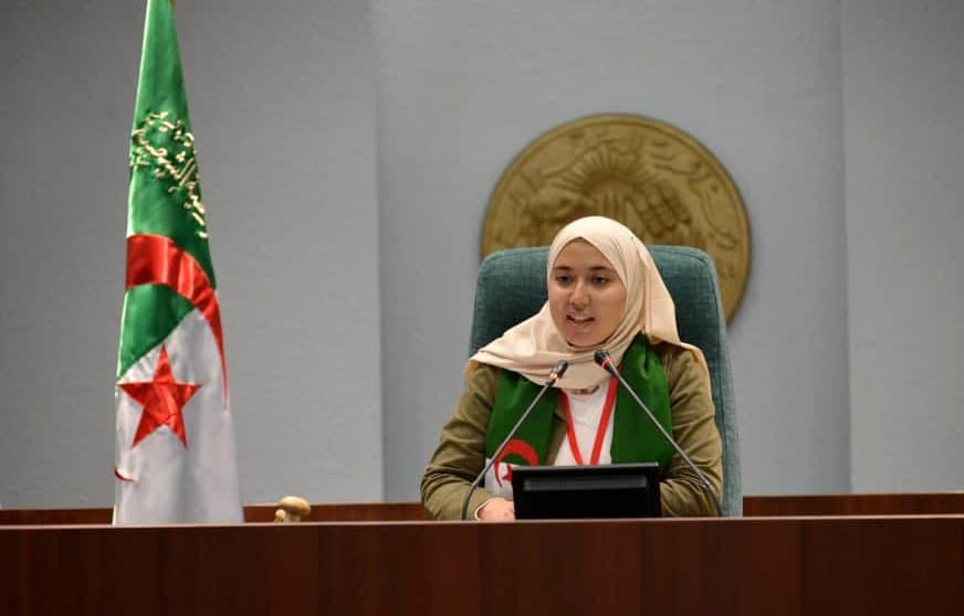 تنصيب آمنة لقرين رئيسة لأول برلمان للطفل الجزائري