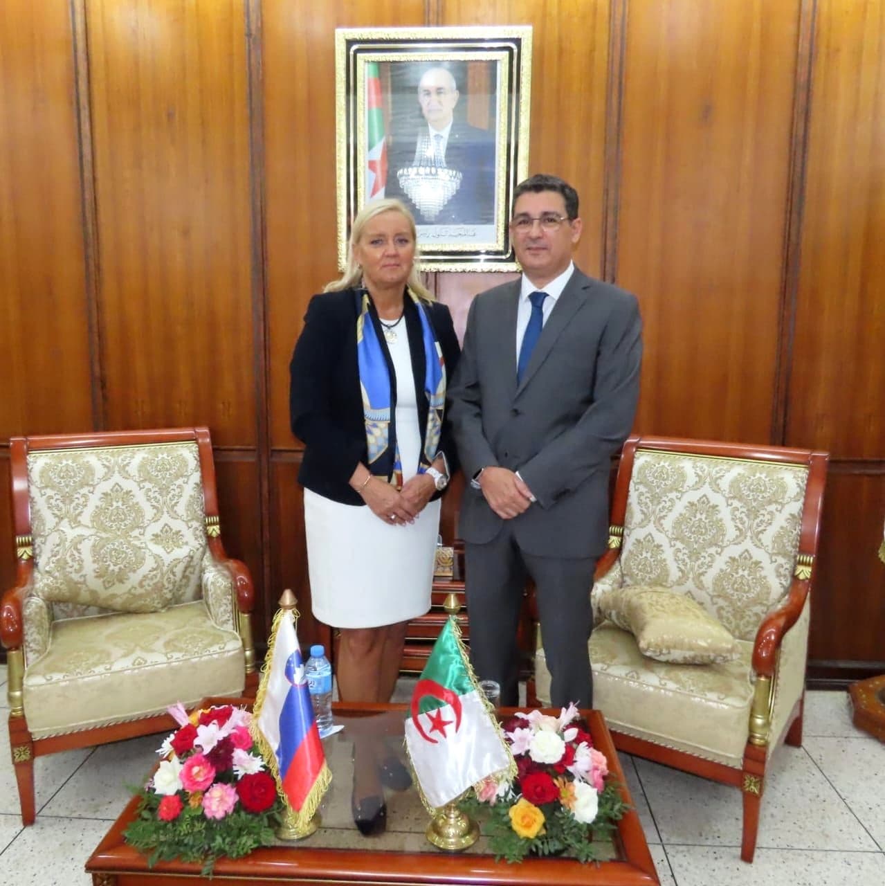 وزير الصحة يستقبل مستشارة الوزير الأول السلوفيني المكلفة بالتعاون الإنمائي والمساعدات الإنسانية