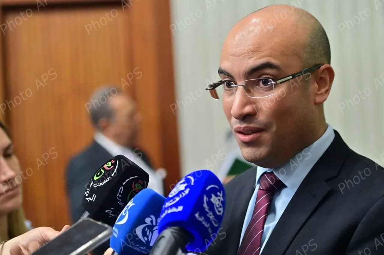 شايب يؤكد تجند البعثات الدبلوماسية والقنصلية بالخارج لضمان التنظيم المحكم لهذا الموعد الوطني