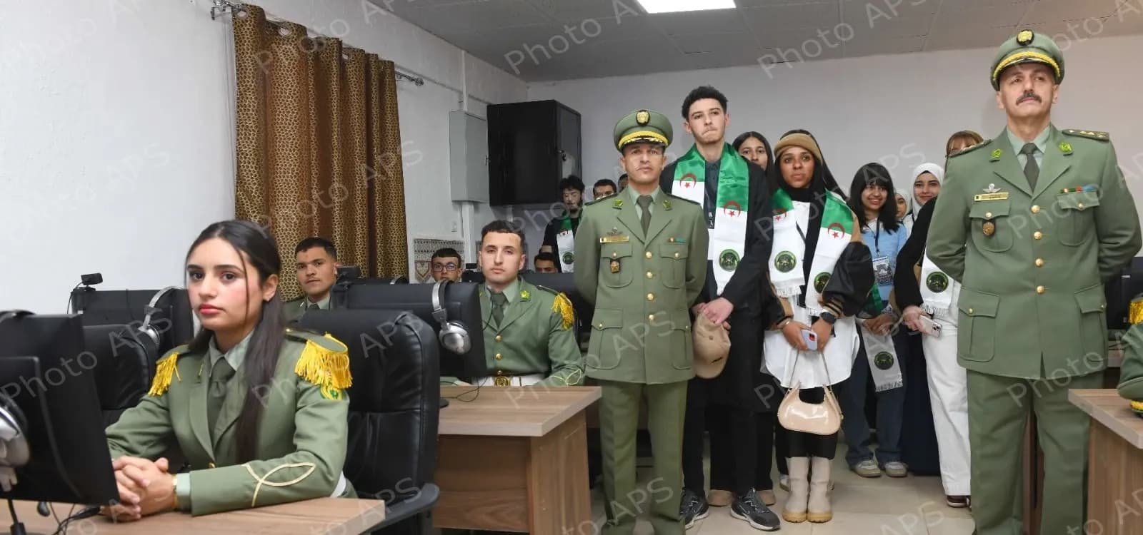 تنظيم أبواب مفتوحة على المدرسة العليا للإدارة العسكرية "المرحوم المجاهد أخاموخ الحاج موسى" لوهران