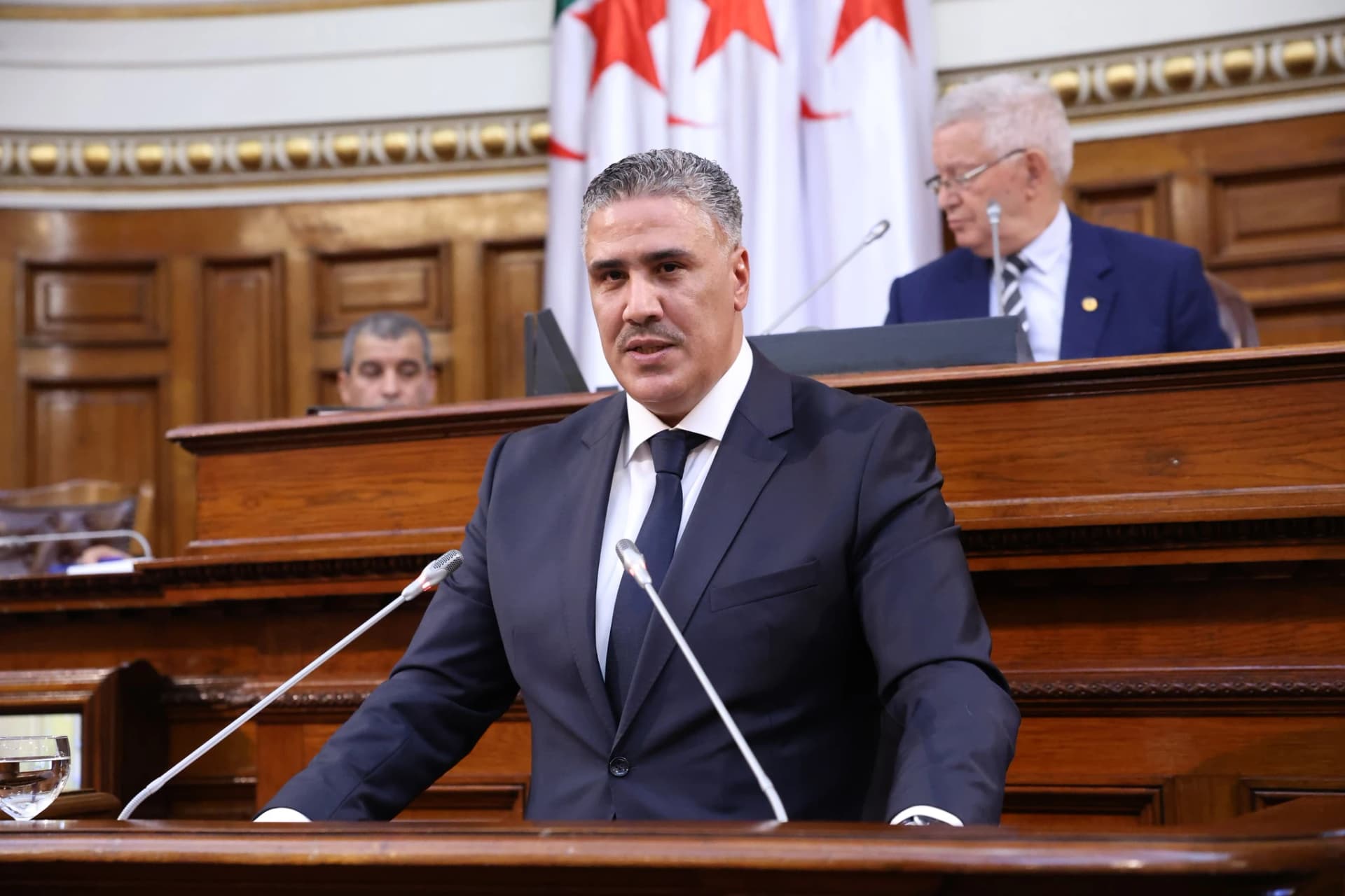 الانتهاء من إعداد قانوني التعمير والبنايات غير المكتملة قريبا