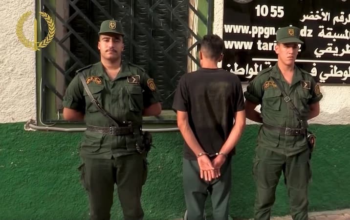 توقيف شخص قام بإضرام النار على حافة غابة "كوندورسي" بباتنة