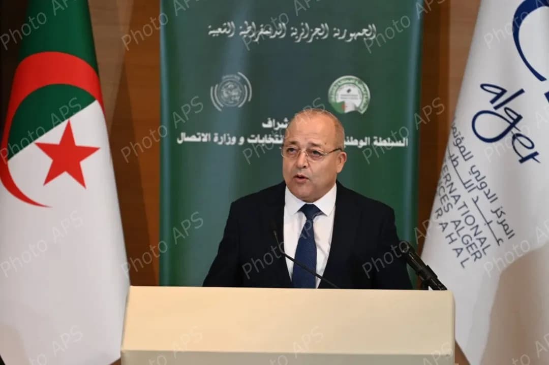 الإعلام الوطني ملتزم بمرافقة جهود الدولة من خلال تغطية مهنية ومسؤولة